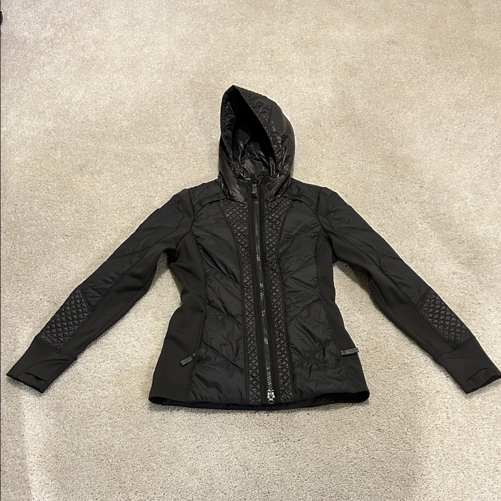 Athleta Rock Ridge PrimaLoft Jacket  in Olive Green size XS